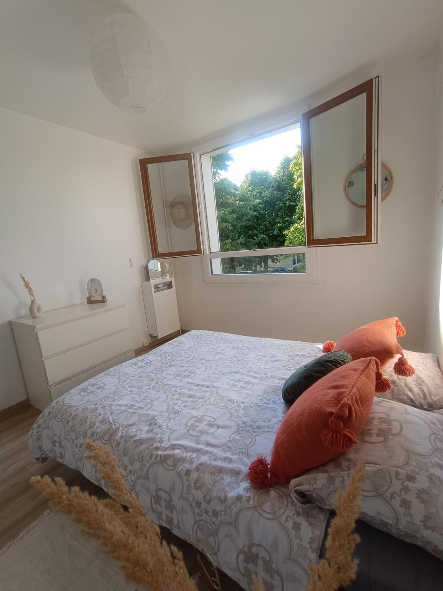 Private Room In Cozy Homestay - Line 14, Direct Access To Paris - Airport Orly 沙威利拉维 外观 照片